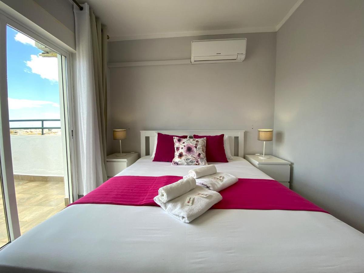 Quarteira Ocean Breeze 2 By Homing Apartment Ngoại thất bức ảnh