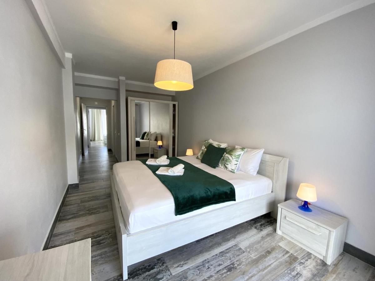 Quarteira Ocean Breeze 2 By Homing Apartment Ngoại thất bức ảnh