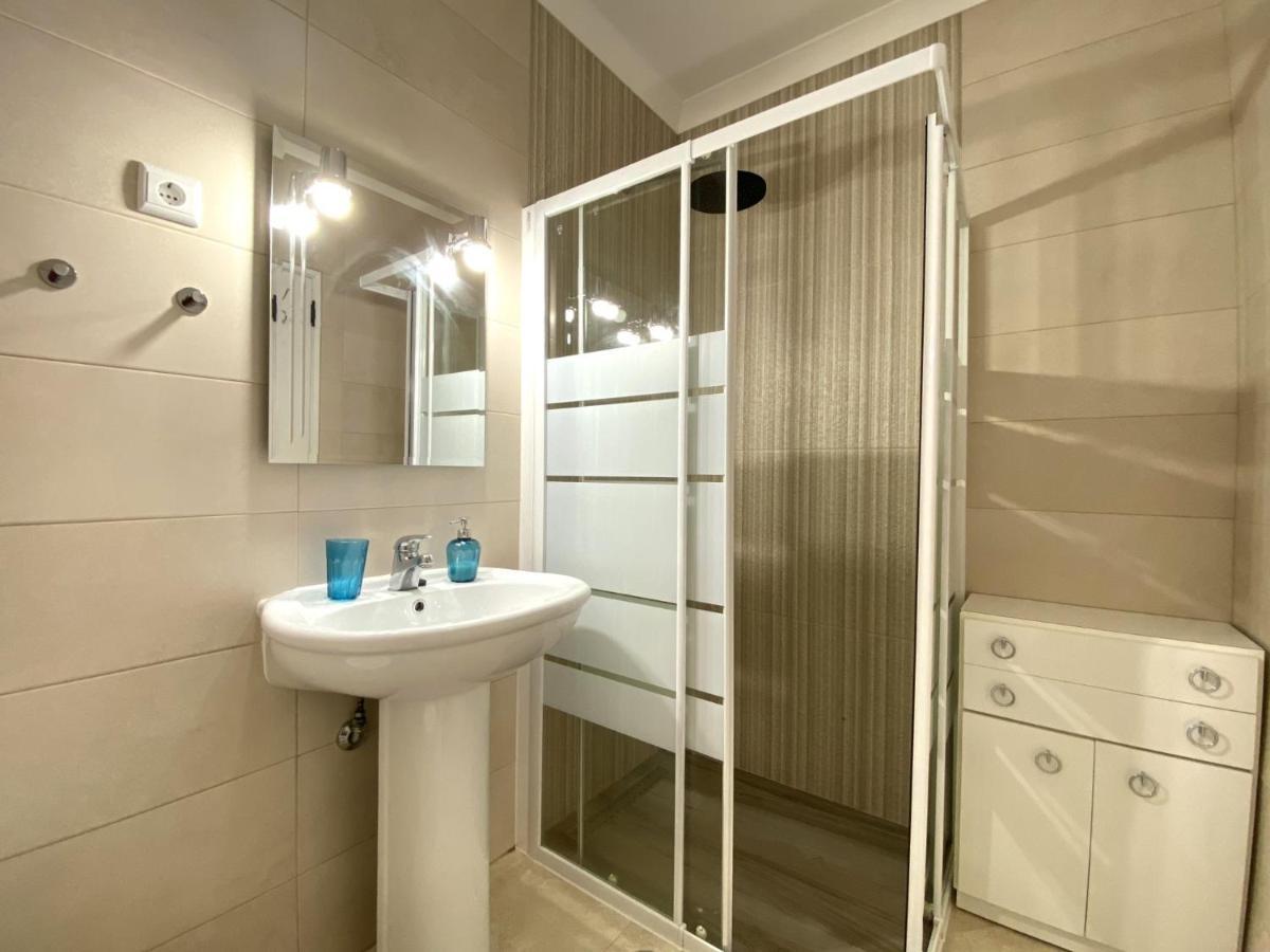 Quarteira Ocean Breeze 2 By Homing Apartment Ngoại thất bức ảnh
