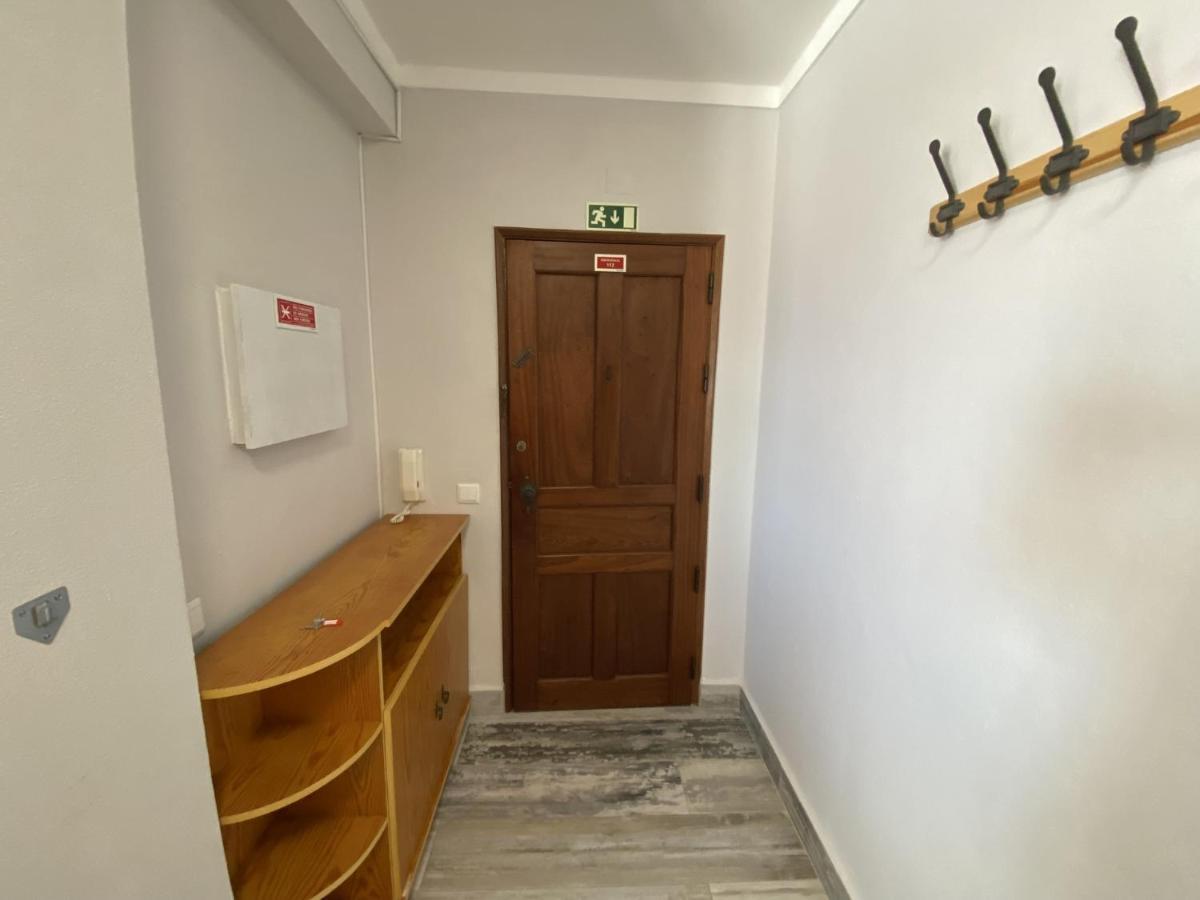 Quarteira Ocean Breeze 2 By Homing Apartment Ngoại thất bức ảnh
